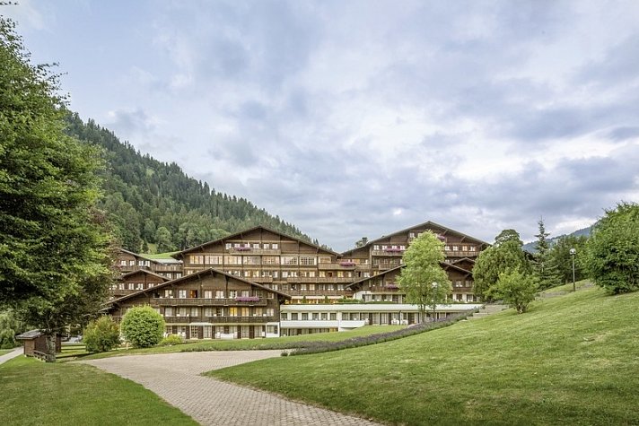 HUUS Gstaad Hotel