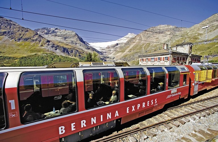Bahnreise Alpenpanorama inkl. Glacier- und Bernina Express