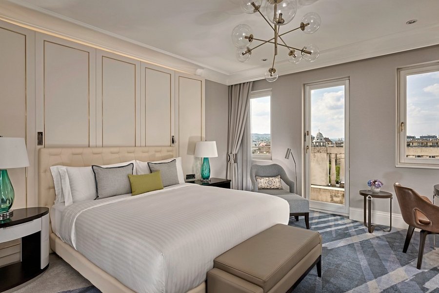 Al Habtoor Palace Budapest - Club Room 8th Floor Panoramic View