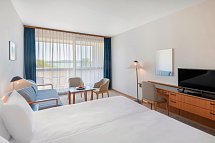 Club Tihany Hotel - Wohnbeispiel Doppelzimmer Superior Seeseite (Zimmercodierungen DS1 & DS2)