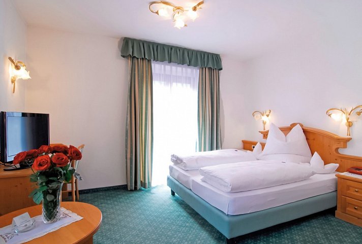 Santeshotel - Wohnbeispiel Doppelzimmer Standard (Zimmercodierung DB1)