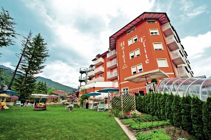 NatureBio Hotel Elite