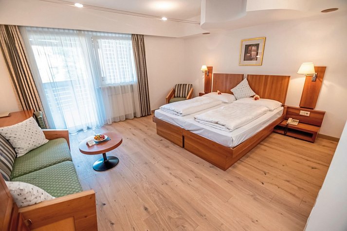 Krone - Wohnbeispiel Doppelzimmer Superior (Zimmercodierung DB2)