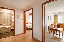 Krone - Wohnbeispiel Familienzimmer (Zimmercodierung FB1)