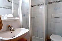 Bergschlössl - Wohnbeispiel Doppelzimmer Arte (Zimmercodierung DB1)