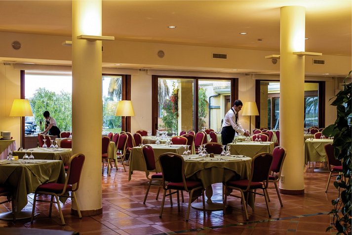 Hotel Santa Gilla