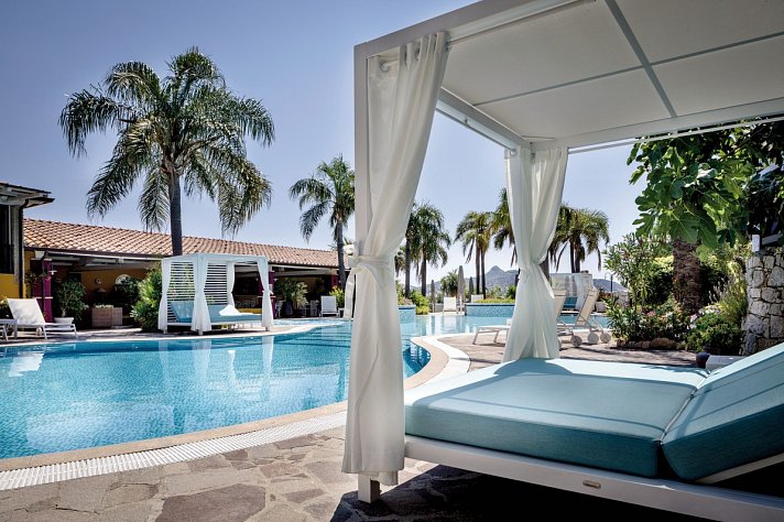 Cruccuris Resort