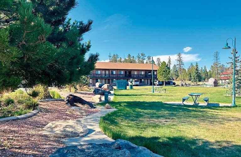 Bryce View Lodge