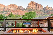 Cable Mountain Lodge