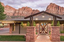Cable Mountain Lodge