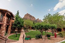 Cable Mountain Lodge