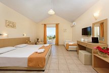 Olympion Village Hotel - Wohnbeispiel Doppelzimmer Poolblick (Zimmercodierung DBP)