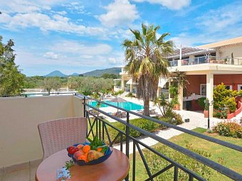 Likithos Hotel