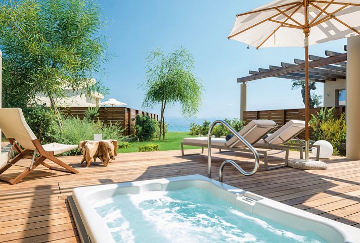 Domes Miramare, a Luxury Collection Resort, Corfu - Wohnbeispiel Bungalow Meerblick