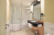 BEST WESTERN PREMIER Park Hotel & SPA - Beispiel Bad Doppelzimmer Superior (Zimmercodierung DS1)
