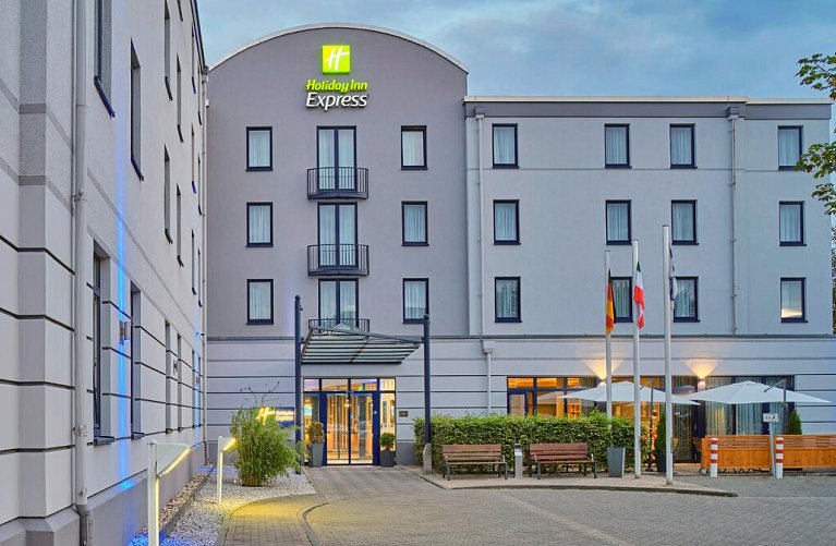 Holiday Inn Express Dortmund - inklusive Borussia Dortmund Ticket