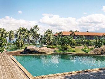 Cinnamon Bentota Beach