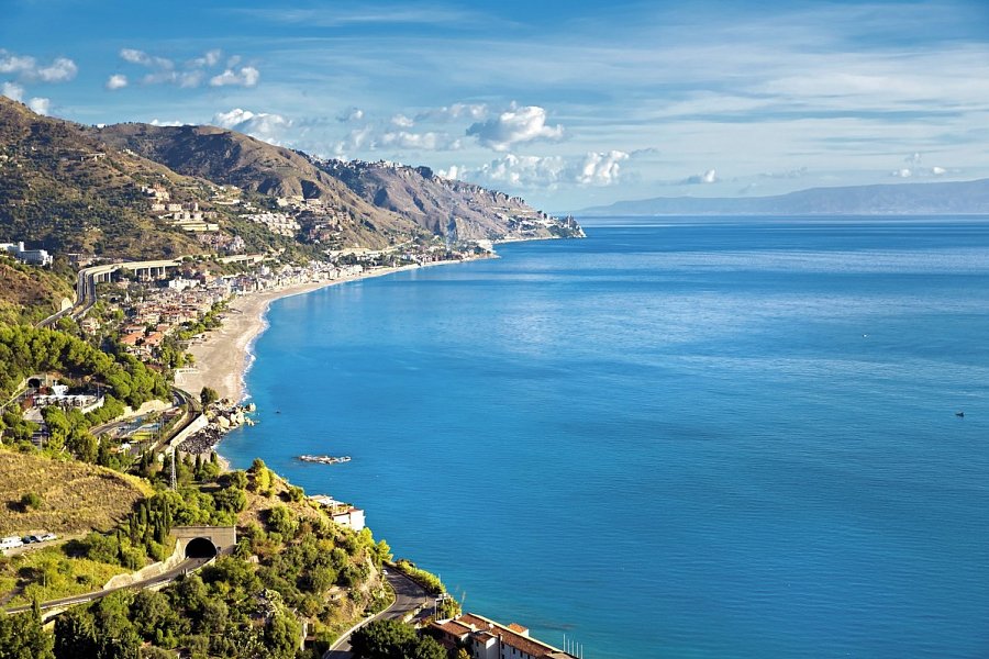 Sizilien - Siciliando - Küste bei Taormina