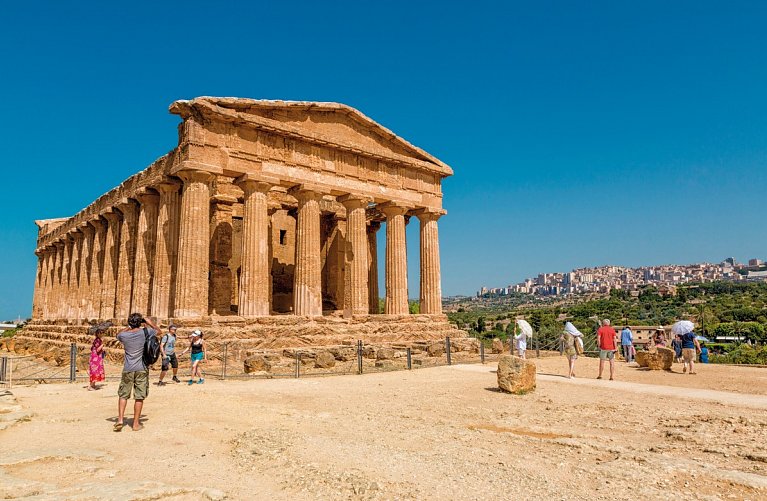 Tempel, reizvolle Landschaften und der Ätna (Premium-Variante)