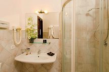 CDSHotels Baia Taormina - Wohnbeispiel Doppelzimmer/Doppelzimmer Superior (Zimmercodierungen DB1 & DS1)