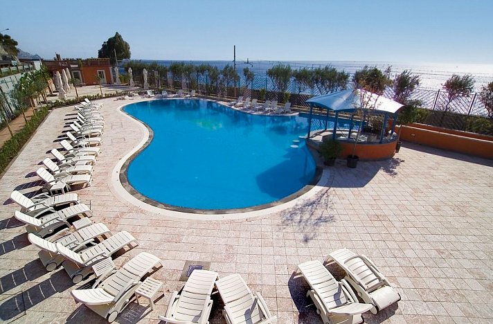 Villa Bianca Resort