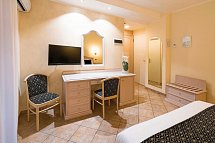 Sant Alphio Garden - Wohnbeispiel Doppelzimmer (Zimmercodierungen DB1 & DP1)