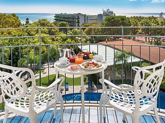 Sant Alphio Garden - Wohnbeispiel Doppelzimmer Meerblick (Zimmercodierung DBM)