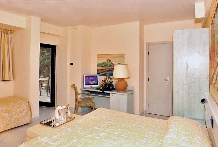 Mangia’s Acacia Resort - Wohnbeispiel Doppelzimmer Economy (Zimmercodierung DE1)