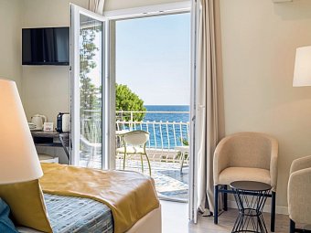 Rivage Taormina - Wohnbeispiel Doppelzimmer Deluxe Meerblick (Zimmercodierung DDM)