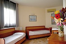VOI Arenella Resort - Wohnbeispiel Vierbettzimmer (Zimmercodierung RB1)