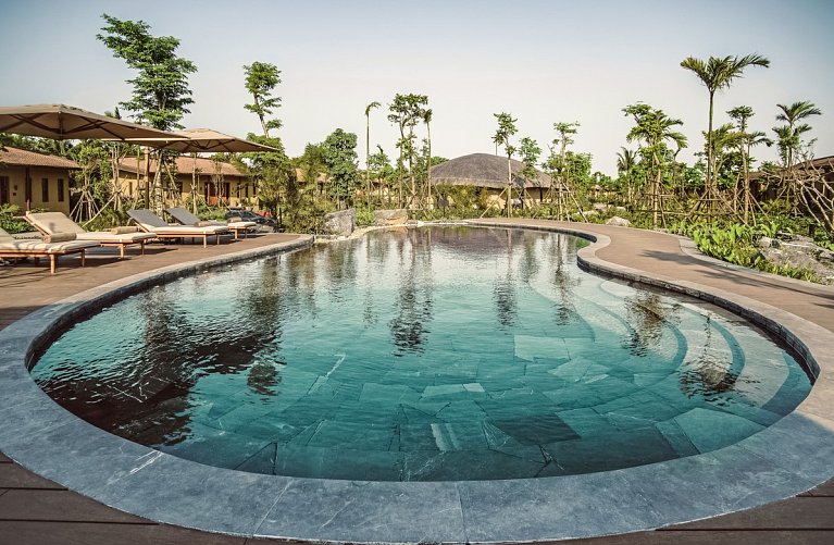 Namia River Retreat