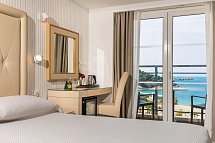 Grand Hotel Park - Wohnbeispiel Doppelzimmer Meerseite (Zimmercodierungen DBC & DCC)