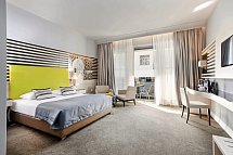 Hotel Lero - Wohnbeipiel Doppelzimmer Executive Poolblick (Zimmercodierung DTB)