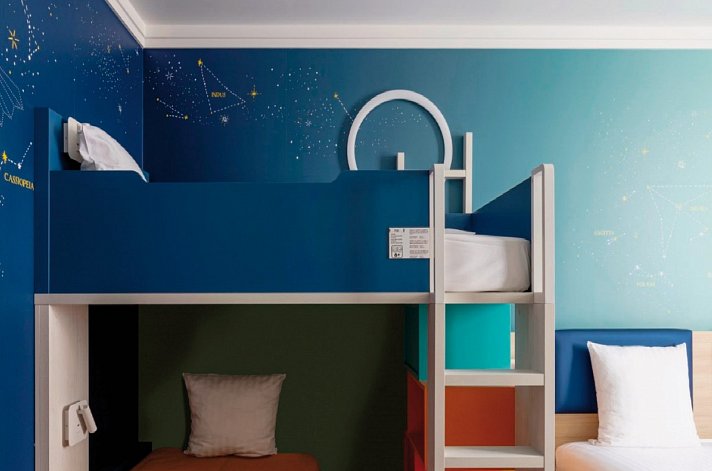 Grand Magic Hotel