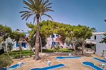 Hari Club Beach Resort