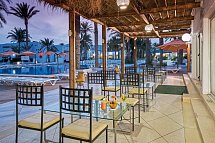 Hari Club Beach Resort
