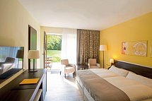HEIDE SPA Hotel & Resort - Wohnbeispiel Doppelzimmer Balkon oder Terrasse (Zimmercodierung DB2)