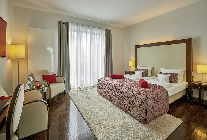 Hotel Elbresidenz an der Therme Bad Schandau - Wohnbeispiel Doppelzimmer Superior (Zimmercodierung DB1)