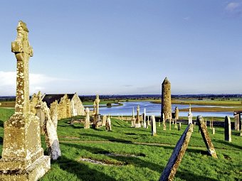 Entlang der Höhepunkte Irlands - Clonmacnoise