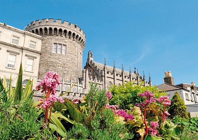 Irlands spektakuläre Küstenstraße Dublin