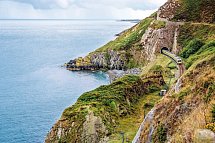 Bahnerlebnisreise Irlands Südwesten - Zug im County Wicklow