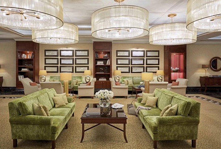 Breidenbacher Hof Düsseldorf - Living Room