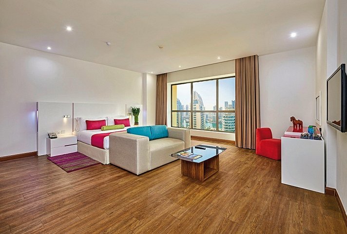 Ramada Hotel & Suites by Wyndham Dubai JBR - Wohnbeispiel Deluxe Room (Zimmercodierungen DB1 & UP1)