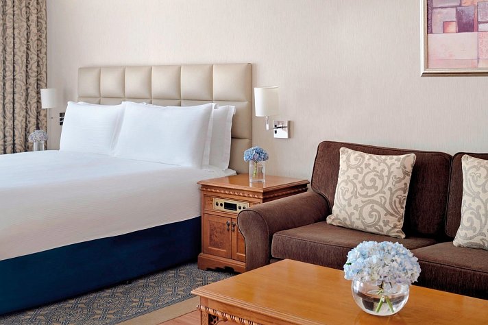 Millennium Plaza Downtown Hotel