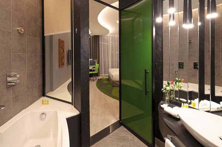 Al Khoory Sky Garden Hotel