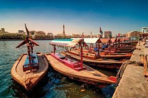Arabische Eindrücke - Traditionelles Taxiboot Abra, Dubai Creek
