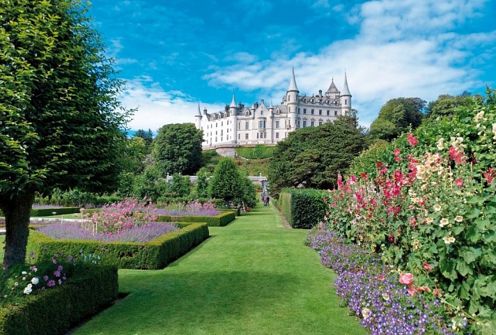 North Coast 500 - Schottlands Route 66 - Dunrobin Castle
