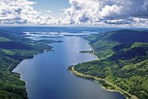 Schottlands klassische Rundreise - Städte, Highlands und die Insel Skye - Blick über Loch Lomond