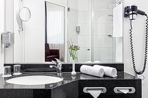 Hotel Erfurt City Center by Leonardo Hotels - Wohnbeispiel Bad (Zimmercodierungen DG1 & DC1)