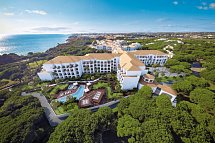 Pine Cliffs Hotel, a Luxury Collection Resort